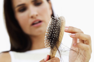Para muchas mujeres la caída del cabello puede ser una verdadera pesadilla